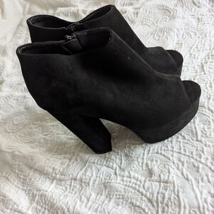 Fashion Nova Women's Ankle Boots
